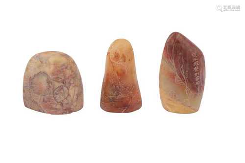 THREE CHINESE SOAPSTONE SEALS.