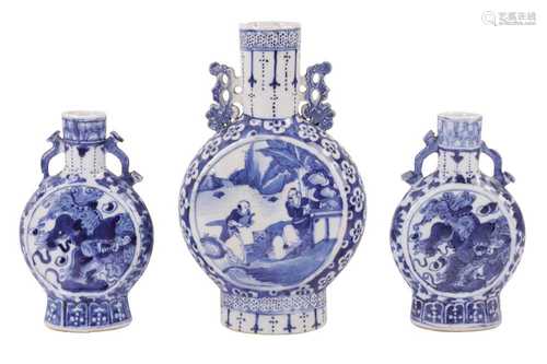 A PAIR OF CHINESE BLUE AND WHITE PORCELAIN MOON FLASKS, LATE...