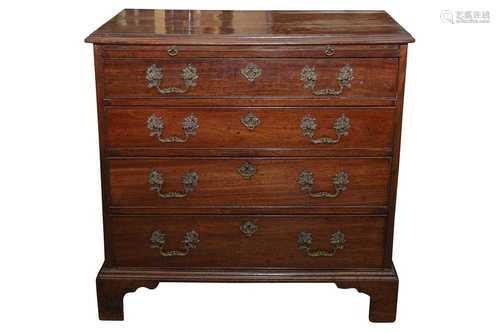 A GEORGE III MAHOGANY BACHELOR'S CHEST