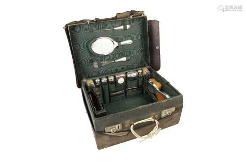 A VICTORIAN TRAVELLING VANITY CASE