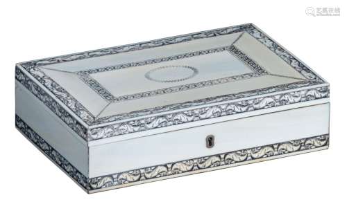 A fine ivory veneered Anglo-Indian jewellery box, H 6 - W 21...