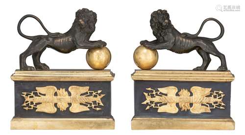 A pair Charles X andirons, crowned with lions, H 24 cm - W 2...