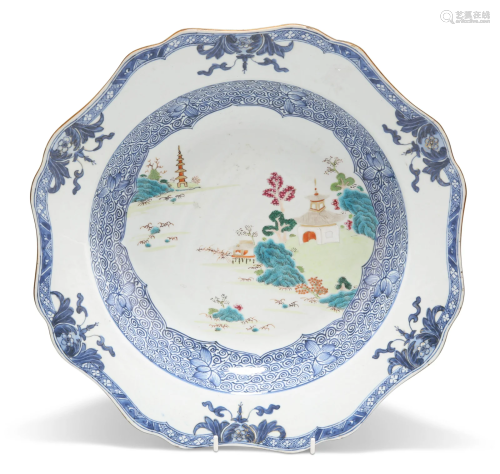 AN 18TH CENTURY CHINESE FAMILLE ROSE BASIN, shaped