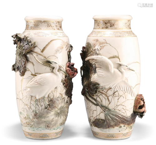 A LARGE PAIR OF JAPANESE SATSUMA VASES WITH APPLIQUÃ‰