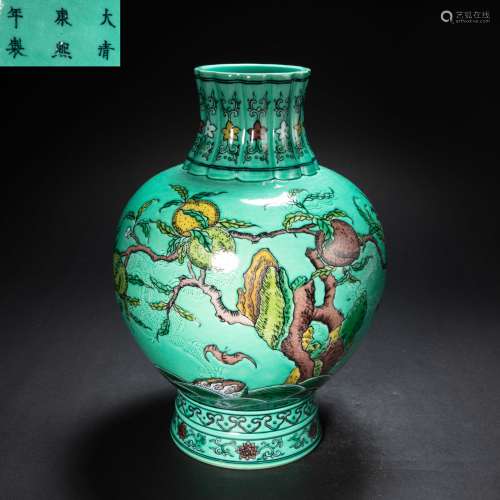 COLORFUL CHINESE PORCELAIN VASE, QING DYNASTY