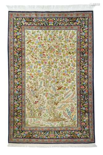 Tapis Qum en soie, 4'5'' x 7'