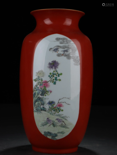 Coral Red Glazed Lantern-shaped Vase