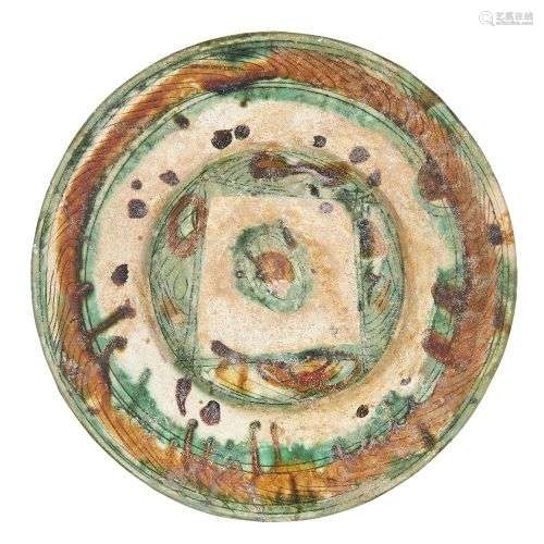 Un plat en poterie sgraffite de Nishapur, Iran, Xe siècle, l...