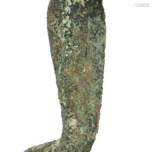 Uræus égyptien en bronze en position de frappe avec un tenon...