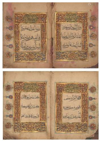 Deux sections enluminées du Coran (juz' 19 et juz' 23), Chin...