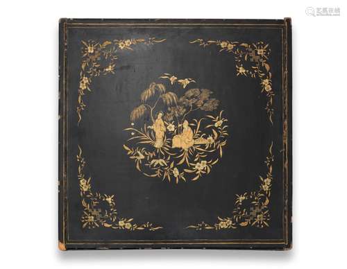 A LARGE GILT-DECORATED LACQUER GARMENT BOX AND COVER