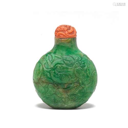 A FINE JADEITE 'BUTTERFLY AND MELON VINE' SNUFF BOTTLE