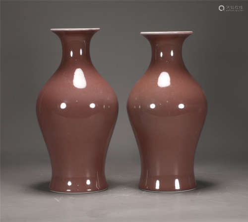 A PAIR OF CHINESE RED GLAZED PORCELAIN VASES