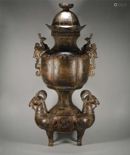 A CHINESE BRONZE INCENSE FURNACE