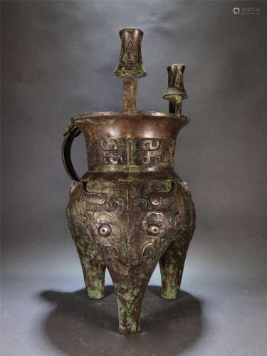 A CHINESE VINTAGE BRONZE JIA