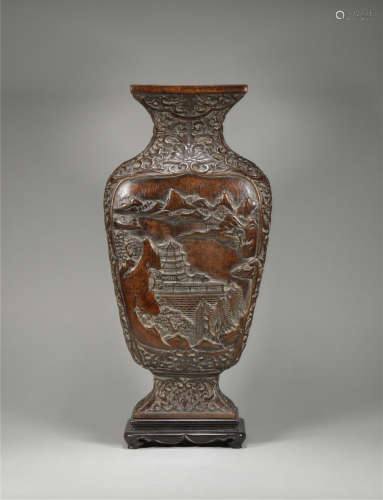AN OLD CHINESE ANTIQUE ARGAWOOD VASE