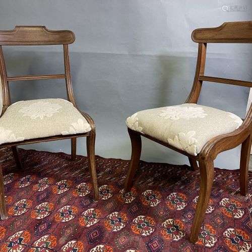Paire de chaises anglaises à galettes mobiles XIXe siècle H....