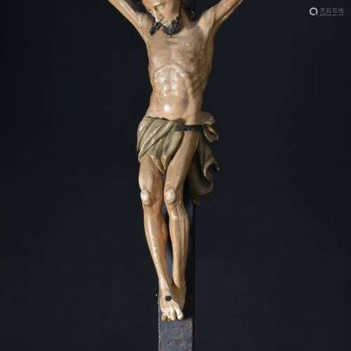 Christ en croix, en bois laqué XIXe siècle H. 97 cm - L. 42 ...