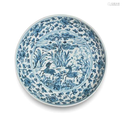 A BLUE AND WHITE 'DEER' DISH
