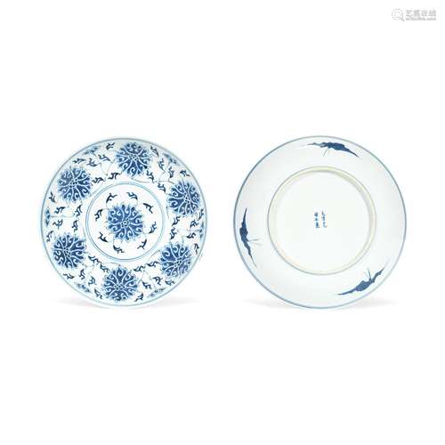 A PAIR OF BLUE AND WHITE 'LOTUS' DISHES