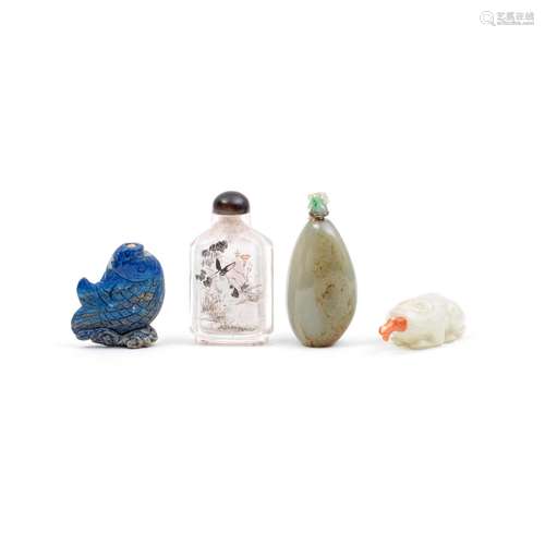 A GROUP OF FOUR VARIOUS SNUFF BOTTLES