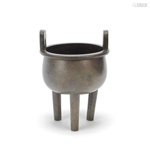 A BRONZE TRIPOD INCENSE BURNER, DING