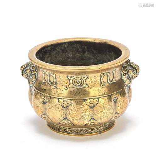 A SILVER-INLAID GILT-BRONZE LOBED INCENSE BURNER