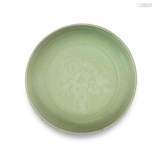 A LONGQUAN CELADON-GLAZED 'LOTUS' DISH