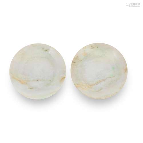 A PAIR OF JADEITE PLATES