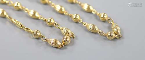 An Italian 375 Uno-A-Erre fluted bead and sphere link chain,...