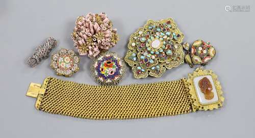 Seven items of Victorian and later jewellery, including a pi...