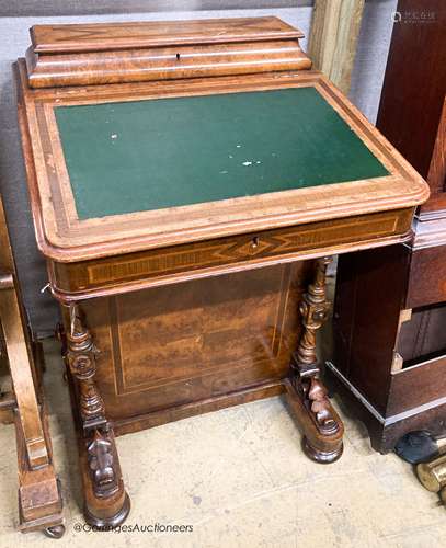 A Victorian banded walnut Davenport, W.54cm. D.54cm H.73cm