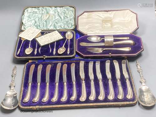 A pair of late Victorian silver apostle serving spoons, Will...