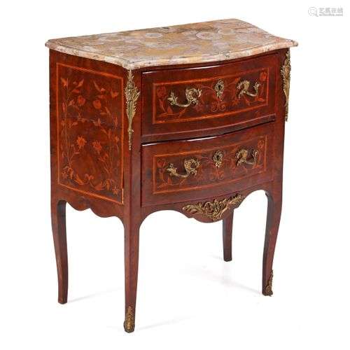 A SMALL LOUIS XV STYLE COMMODE