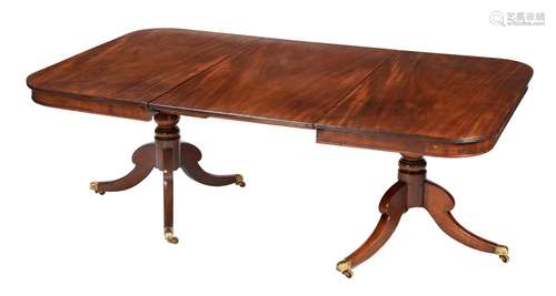 A Regency mahogany dining table