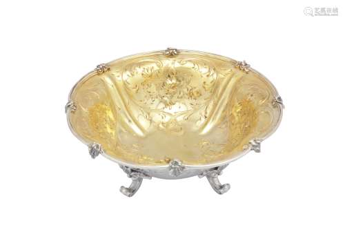 A Victorian sterling silver dessert or fruit bowl, London 18...