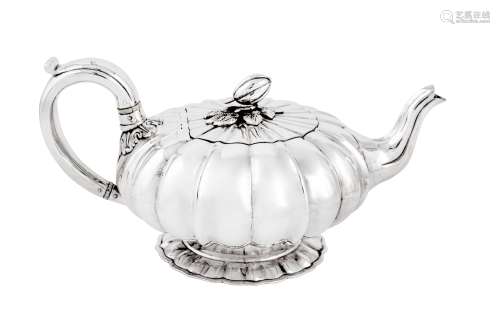 A rare early 19th century Chinese Export silver teapot, Cant...