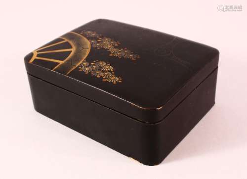 A JAPANESE MEIJI PERIOD GILT & LACQUER LIDDED BOX - decorate...