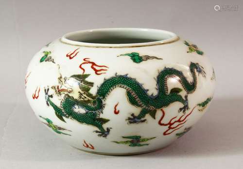 A CHINESE KANGXI STYLE FAMILLE VERTE WATER BRUSH POT, depict...