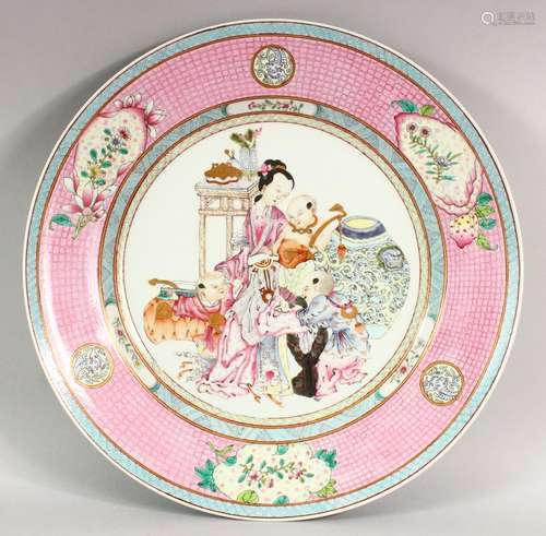 A VERY GOOD CHINESE REPUBLIC CIRCULAR DISH, the side with ne...