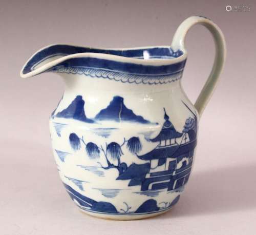 AN 18TH / 19TH CENTURY CHINESE BLUE & WHITE PORCELAIN JUG - ...