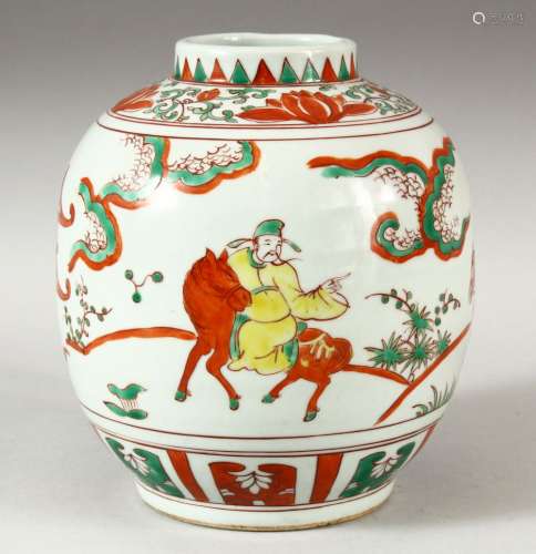 A CHINESE WUCAI DECORATED PORCELAIN GINGER JAR - decorated w...