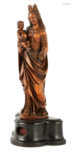 A 17TH CENTURY CARVED BOXWOOD SCULPTURE, POSSIBLY