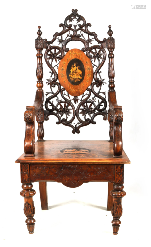 A 19TH CENTURY SWISS/BLACK FOREST CARVED WAL…