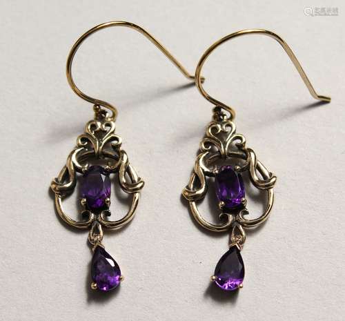 A PAIR OF 9CT GOLD AMETHYST DROP EAR RINGS