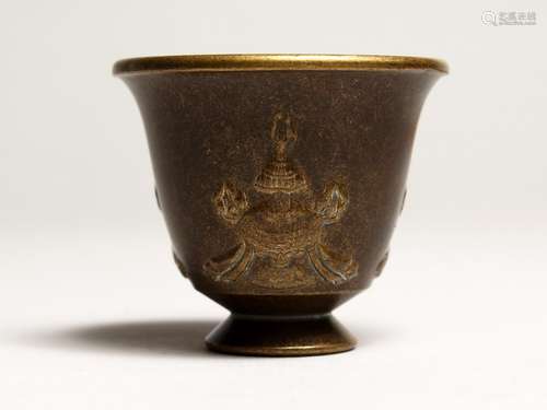 A SMALL CHINESE BRONZE TOT