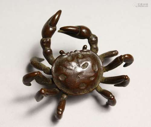 A SMALL JAPANESE BRONZE CRAB.