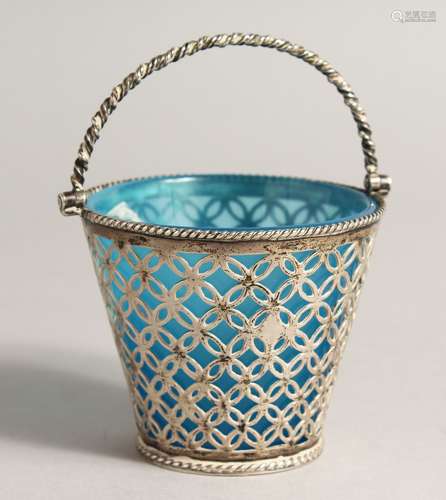 A SMALL GEORGE III CREAM PAIL with swing handles and glass l...