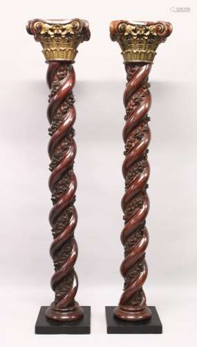 A VERY GOOD PAIR OF 18TH CENTURY CARVED SPIRAL MAHOGANY COLU...