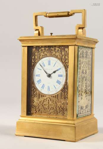 A GOOD 9TH CENTURY BRASS REPEATER CARRIAGE CLOCK by Bright &...